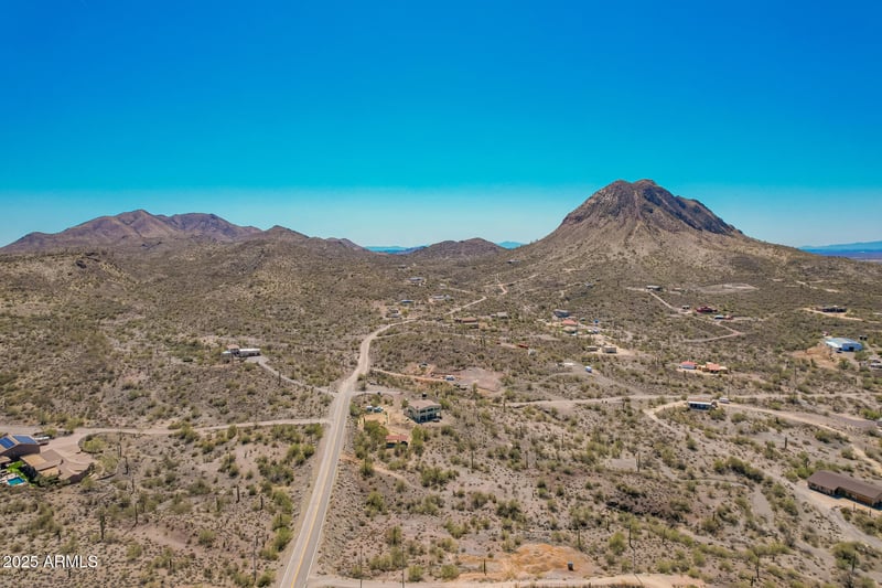 47818 27th Ave #-, New River, AZ 85087