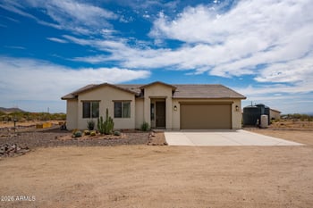 47833 43rd Ave, New River, AZ 85087