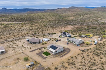 47833 43rd Ave, New River, AZ 85087
