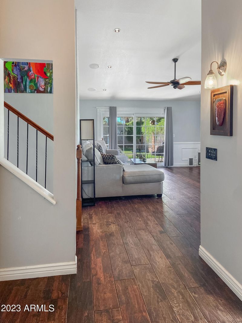 4787 W Mcrae Way, Glendale, AZ 85308