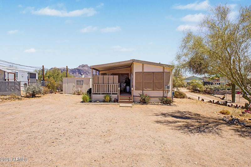479 Cactus Rd, Apache Junction, AZ 85119
