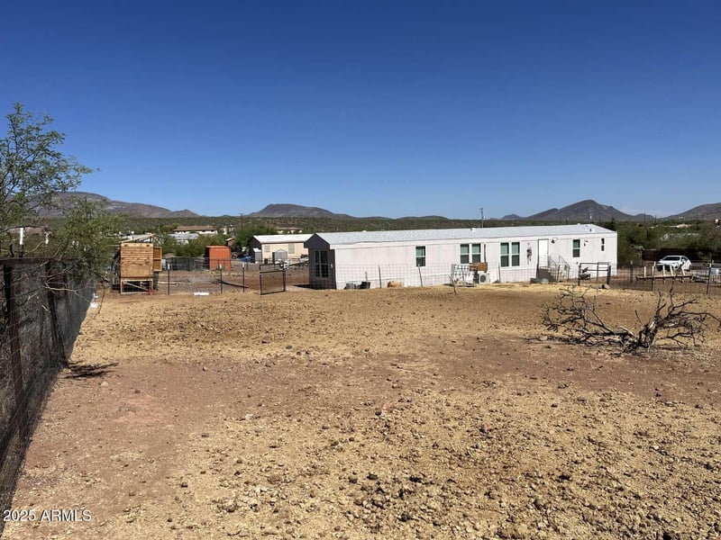 47918 15th Ave, New River, AZ 85087