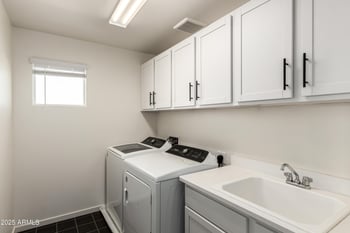 48 Bates St, Mesa, AZ 85201