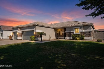 48 E Elgin St, Gilbert, AZ 85295