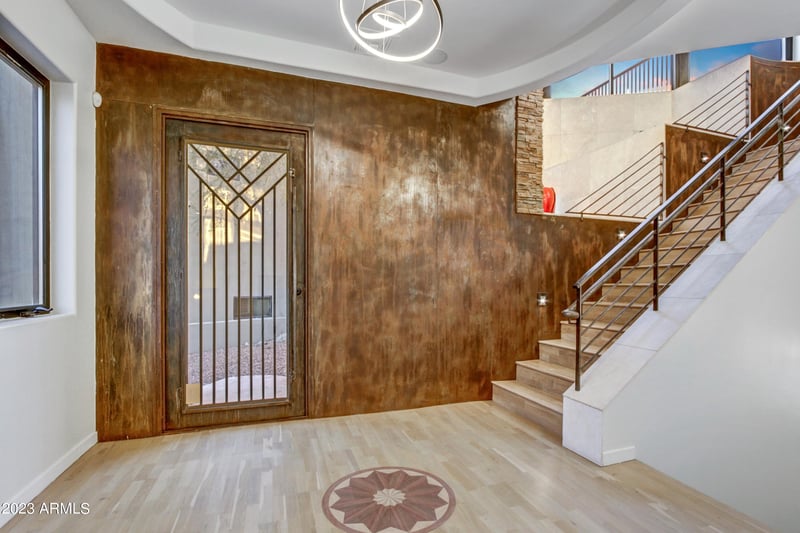 48 W Foothill Dr, Phoenix, AZ 85021