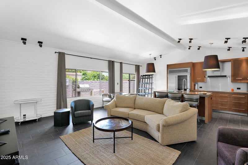 4800 68th St #101, Scottsdale, AZ 85251
