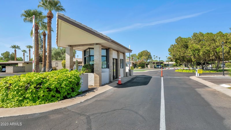 4800 68th St #102, Scottsdale, AZ 85251