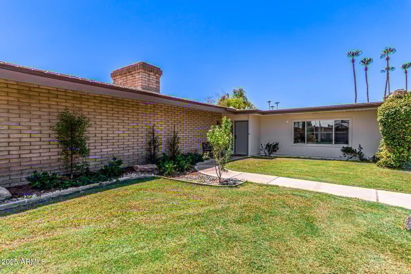 4800 68th St #104, Scottsdale, AZ 85251