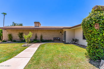 4800 68th St #104, Scottsdale, AZ 85251