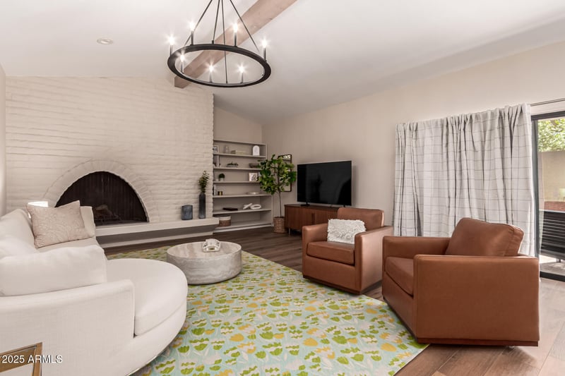 4800 68th St #104, Scottsdale, AZ 85251