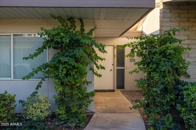 4800 68th St #108, Scottsdale, AZ 85251