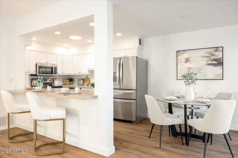 4800 68th St #108, Scottsdale, AZ 85251