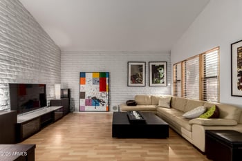 4800 68th St #114, Scottsdale, AZ 85251