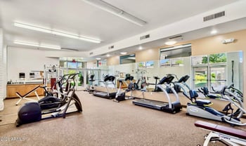 4800 68th St #217, Scottsdale, AZ 85251