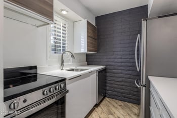 4800 68th St #247, Scottsdale, AZ 85251