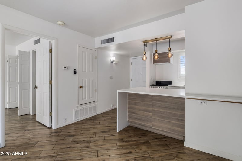 4800 68th St #247, Scottsdale, AZ 85251