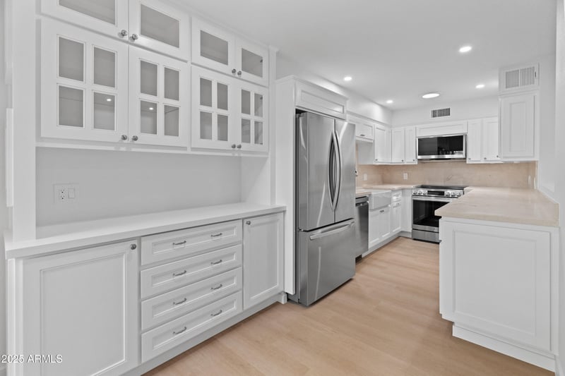 4800 68th St #292, Scottsdale, AZ 85251