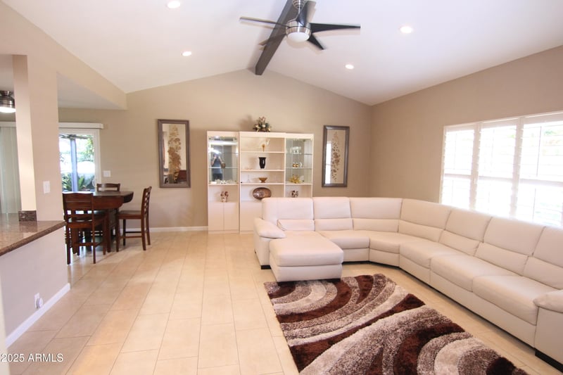 4800 68th St #344, Scottsdale, AZ 85251