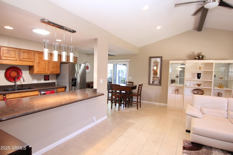 4800 68th St #344, Scottsdale, AZ 85251