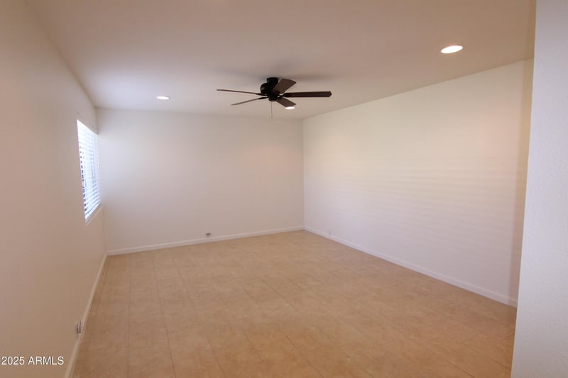 4800 68th St #344, Scottsdale, AZ 85251