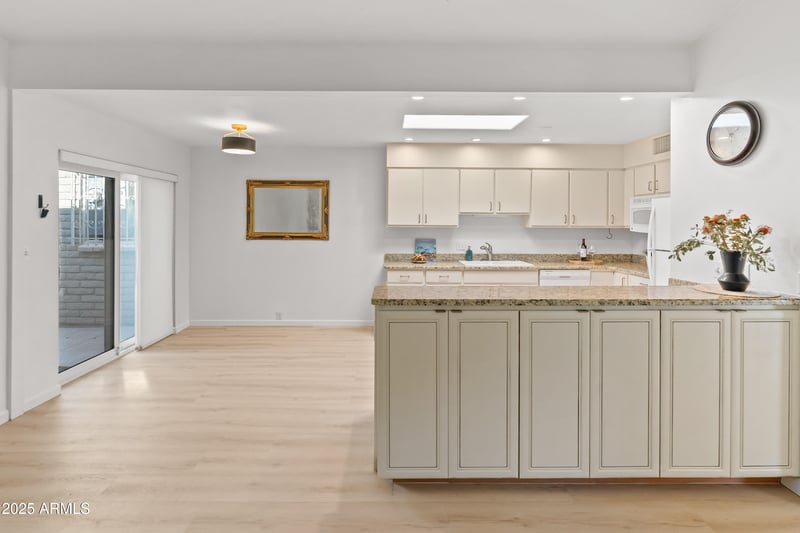 4800 N 68th St #276, Scottsdale, AZ 85251