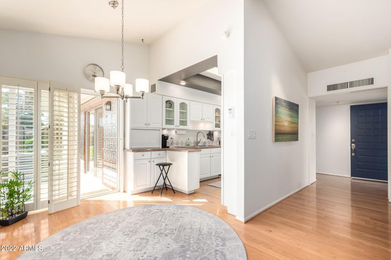 4800 N 68th St #301, Scottsdale, AZ 85251