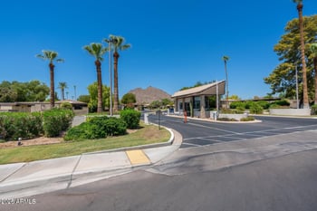 4800 68th St #313, Scottsdale, AZ 85251