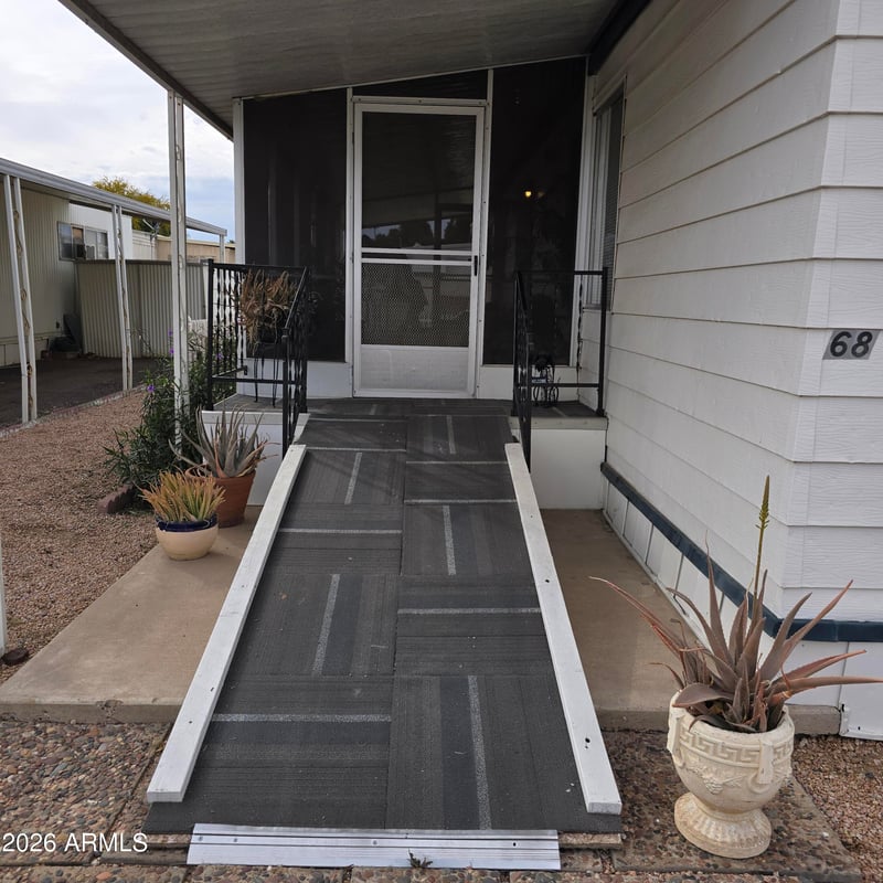 4800 W Ocotillo Rd #68, Glendale, AZ 85301