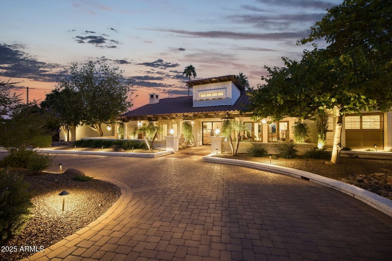 4801 Moonlight Way, Paradise Valley, AZ 85253