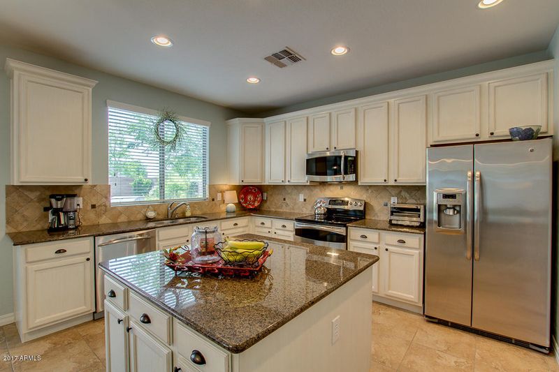 4801 S Eileen Dr, Chandler, AZ 85248