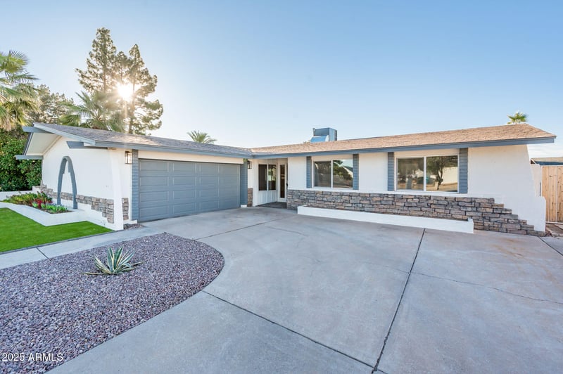 4801 Sunnyside Ave, Glendale, AZ 85304