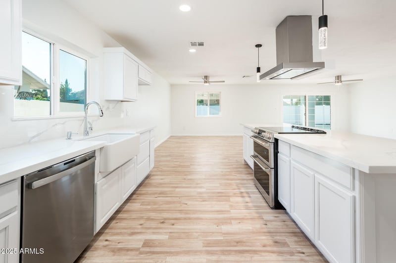 4801 Sunnyside Ave, Glendale, AZ 85304