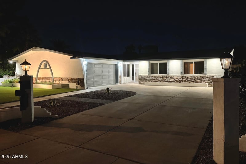 4801 Sunnyside Ave, Glendale, AZ 85304