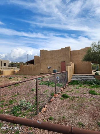 48012 16th Ln, New River, AZ 85087