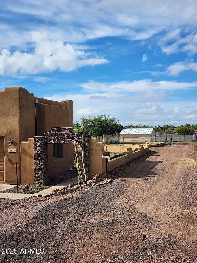 48012 16th Ln, New River, AZ 85087