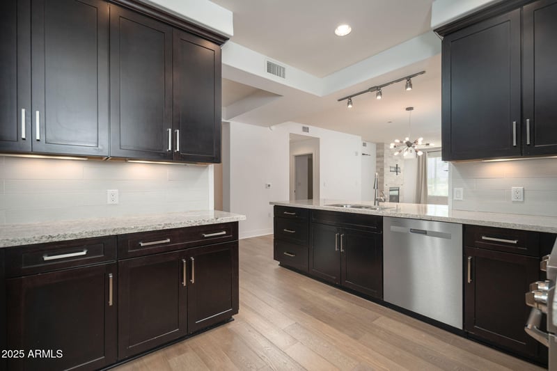 4803 Woodmere Fairway -- #1008, Scottsdale, AZ 85251