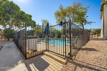 4805 Kachina Trl #15, Phoenix, AZ 85044