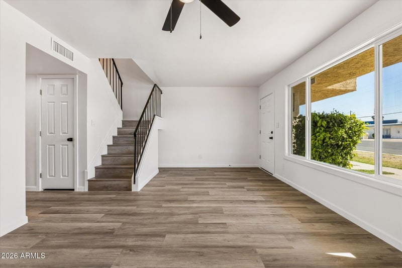 4806 Rose Ln, Glendale, AZ 85301