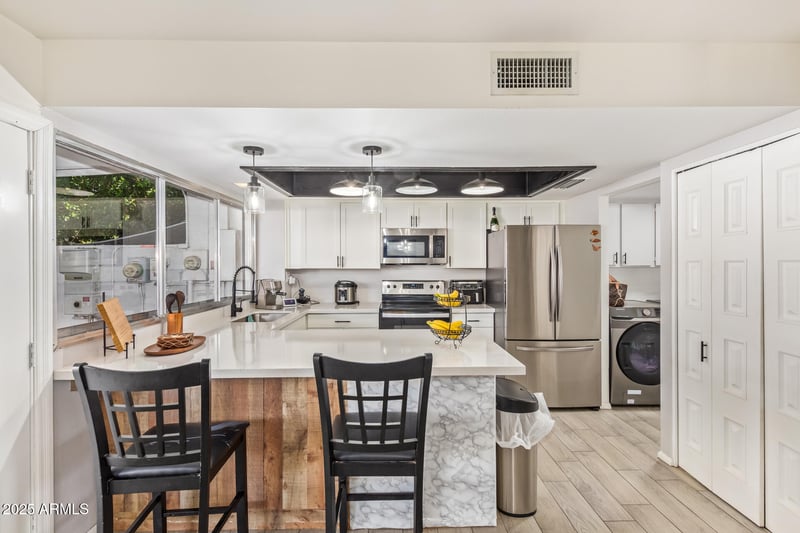 4807 Northern Ave, Glendale, AZ 85301
