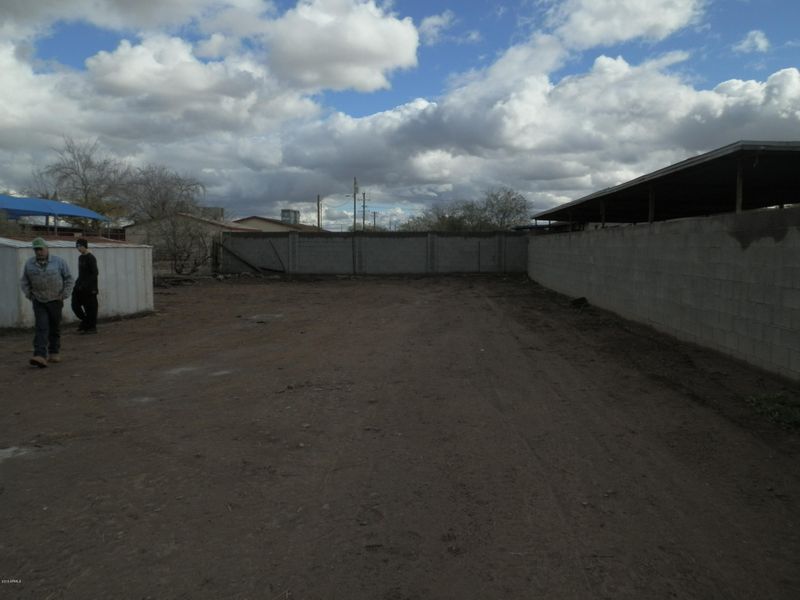 4807 S 11th St, Phoenix, AZ 85040