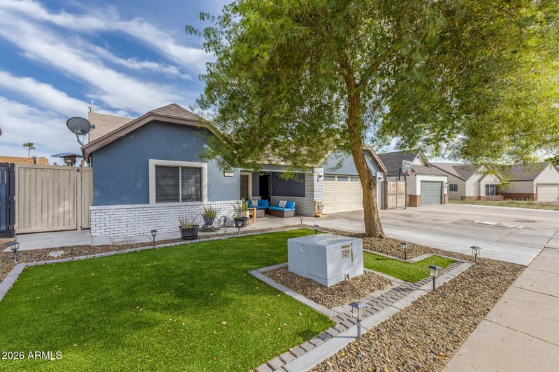 4807 Julie Dr, Glendale, AZ 85308