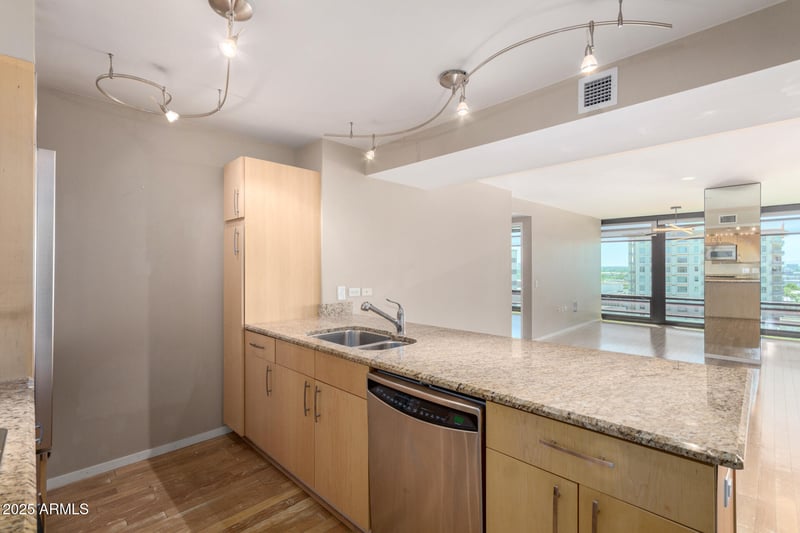 4808 24th St #1127, Phoenix, AZ 85016