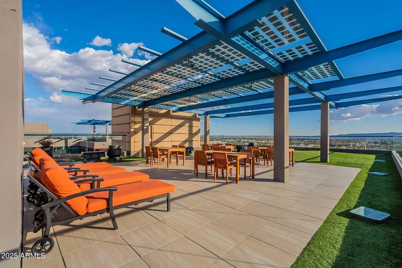 4808 24th St #305, Phoenix, AZ 85016