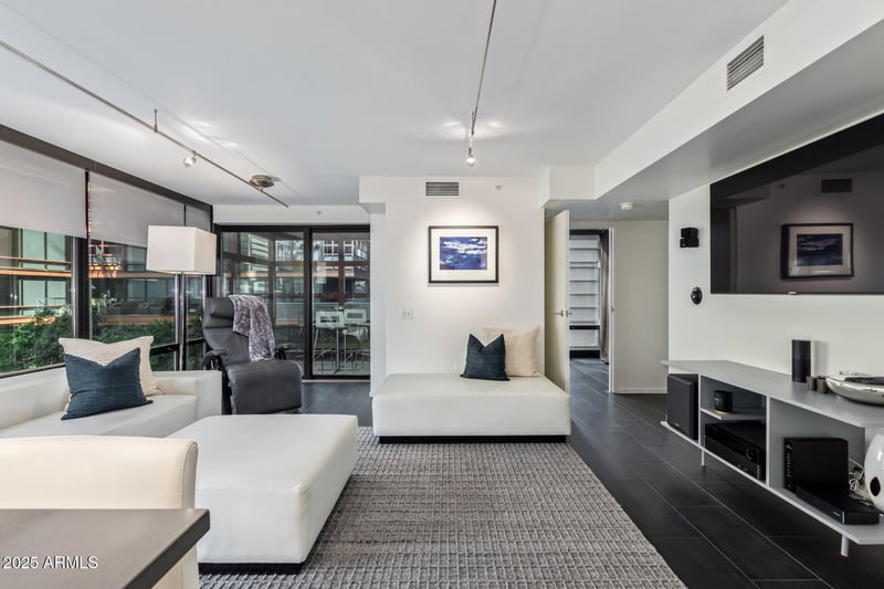 4808 24th St #405, Phoenix, AZ 85016