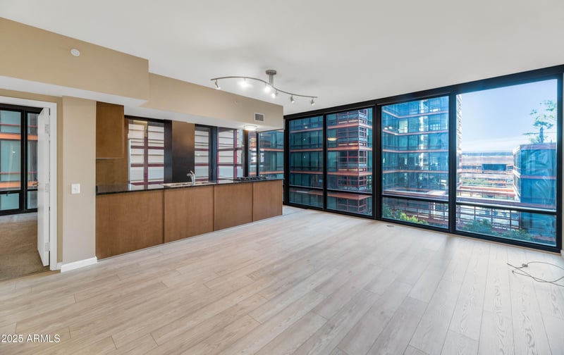 4808 24th St #522, Phoenix, AZ 85016