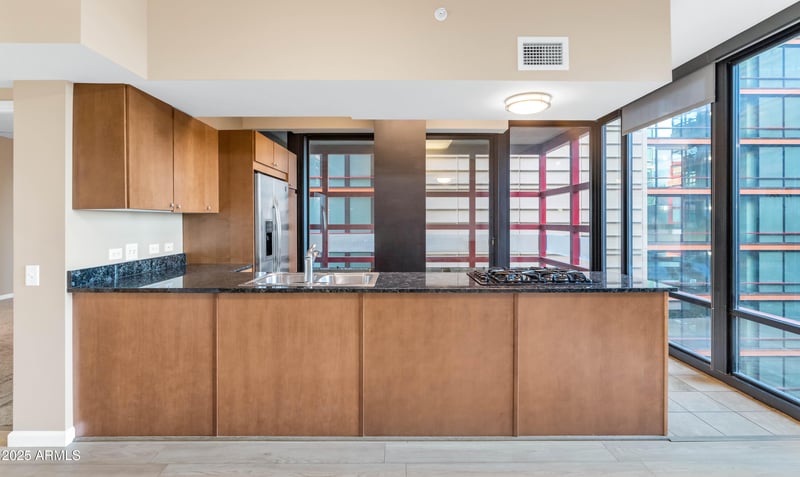 4808 24th St #522, Phoenix, AZ 85016