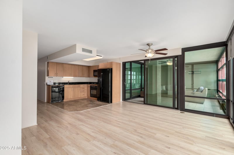 4808 24th St #702, Phoenix, AZ 85016