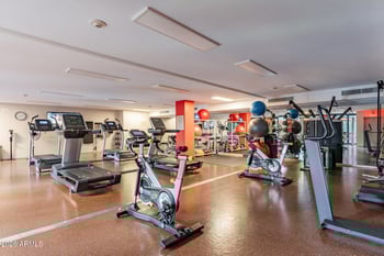 4808 24th St #806, Phoenix, AZ 85016