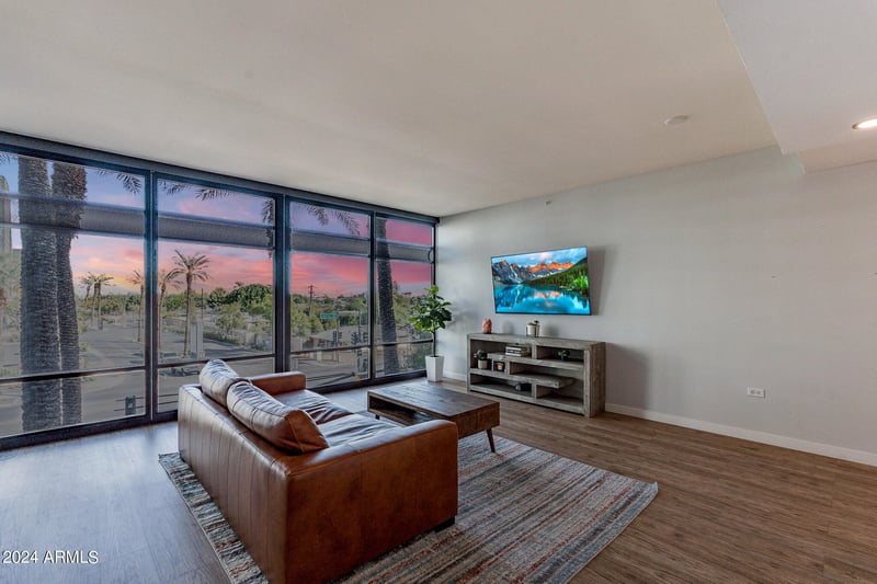 4808 24th St #306, Phoenix, AZ 85016