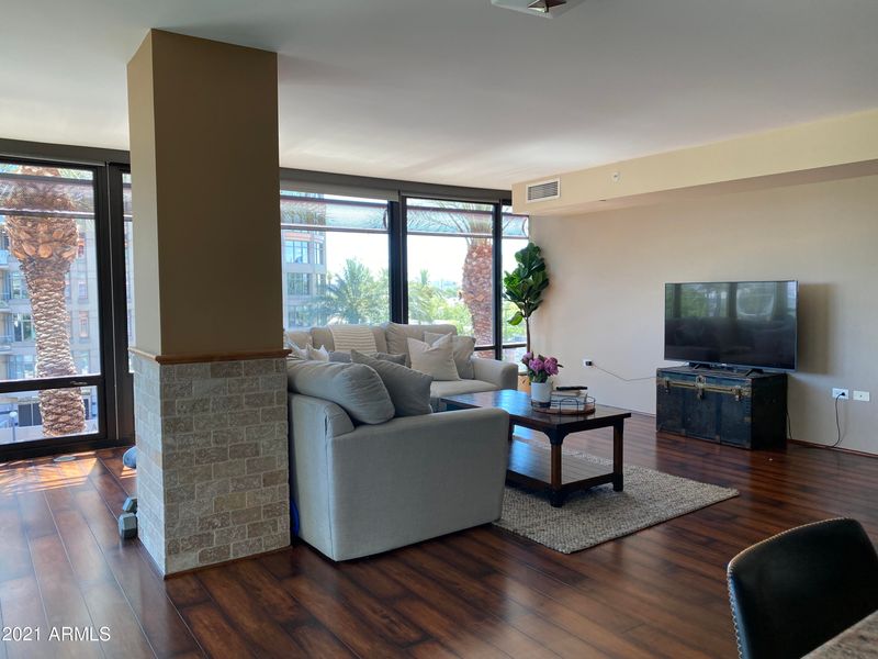 4808 N 24th St #401, Phoenix, AZ 85016